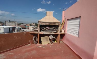 Departamento en esquina en G. de Laferrere