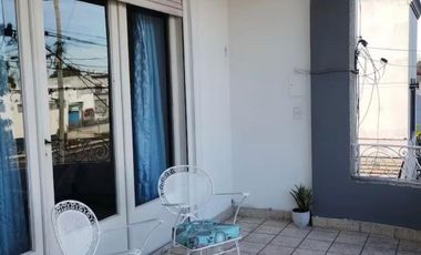 Local + 3 Departamentos dos ambientes en Venta San Antonio de Padua