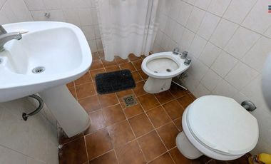 Casa en Venta con gran Terreno | Zona Polideportivo | Luján