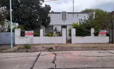 Casa en  calle Reconquista