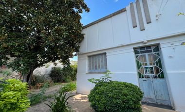 Casa en  calle Reconquista