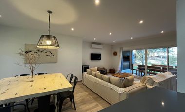 Casa en Venta Costa Esmeralda Barrio Senderos, 4 Dormitorios 160m² Pileta Calefaccionada USD 250.000