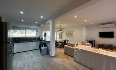 Casa en Venta Costa Esmeralda Barrio Senderos, 4 Dormitorios 160m² Pileta Calefaccionada USD 250.000