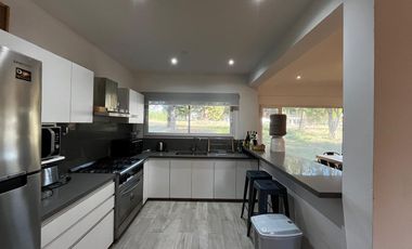 Casa en Venta Costa Esmeralda Barrio Senderos, 4 Dormitorios 160m² Pileta Calefaccionada USD 250.000