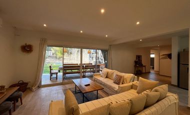 Casa en Venta Costa Esmeralda Barrio Senderos, 4 Dormitorios 160m² Pileta Calefaccionada USD 250.000