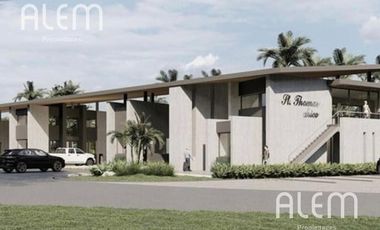 Lote en Venta en Saint Thomas Chico | Cerca de la entrada!