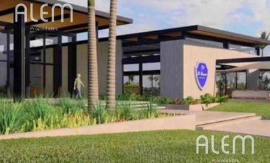 Lote en Venta en Saint Thomas Chico | Cerca de la entrada!