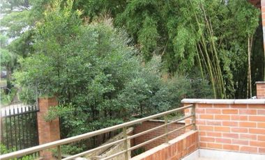 CASA EN VENTA EN LA ESTRELLA SECTOR SURAMERICA