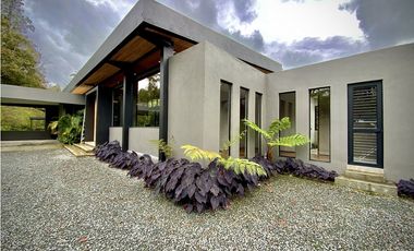 Venta Espectacular Casa Moderna Parcelacion El Retiro