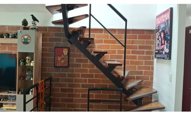 Vendo apartamento en el Poblado, sector Santa María de los ngeles