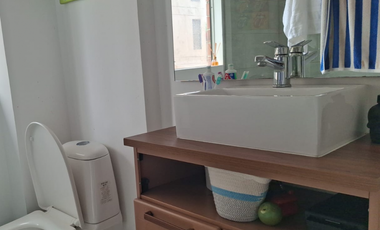 Vendo apartamento en el Poblado, sector Santa María de los ngeles