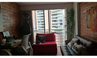 Vendo apartamento en el Poblado, sector Santa María de los ngeles