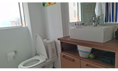 Vendo apartamento en el Poblado, sector Santa María de los ngeles