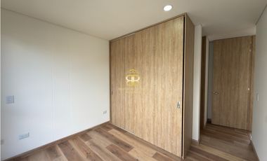 SE ARRIENDA CASA EN CHIA VEREDA TIQUIZA