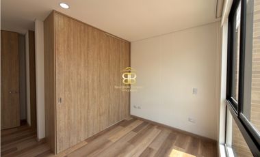 SE ARRIENDA CASA EN CHIA VEREDA TIQUIZA