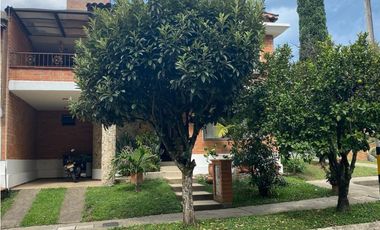 Venta De Casa En La Loma De San Jose, Sabaneta