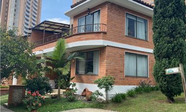 Venta De Casa En La Loma De San Jose, Sabaneta