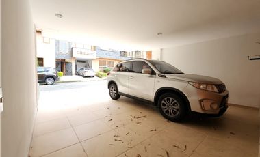 CASA EN SABANETA ESQUINERA, A BUEN PRECIO