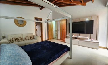 CASA EN SABANETA ESQUINERA, A BUEN PRECIO