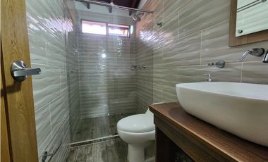 CASA EN SABANETA ESQUINERA, A BUEN PRECIO