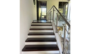 Casa en Arriendo Amoblada en El Poblado