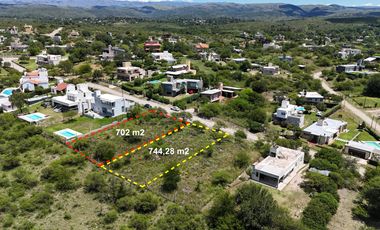 Terreno en venta - 702 m2
