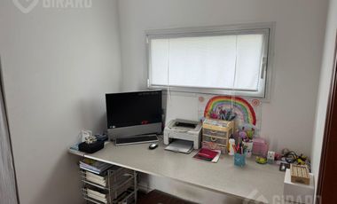 Casa 4 ambientes en venta en barrio privado Arenas del sur