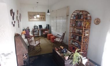 CASA 4 AMB EXCELENTE UBICACION