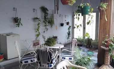 CASA 4 AMB EXCELENTE UBICACION