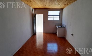 Alquiler de PH 2 ambientes en Wilde