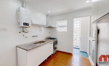 Departamento en alquiler en Martinez 3 amb por escalera con balcón y cochera Seguridad 24 hs