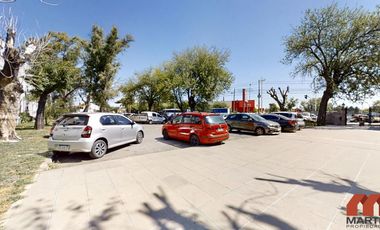 Departamento en alquiler en Martinez 3 amb por escalera con balcón y cochera Seguridad 24 hs