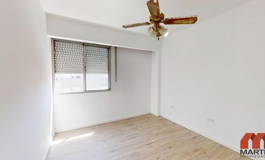 Departamento en alquiler en Martinez 3 amb por escalera con balcón y cochera Seguridad 24 hs