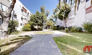 Departamento en alquiler en Martinez 3 amb por escalera con balcón y cochera Seguridad 24 hs