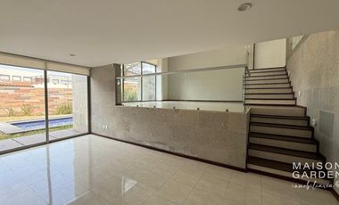 Casa en Renta con Alberca en Prado Largo, Zona Esmeralda