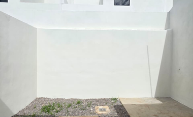 CASA EN VENTA, 1 PLANTA, 2 RECÁMARAS, 2 BAÑOS, COCHERA PARA 1 AUTO.