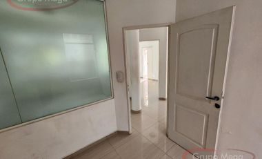 Edificio Comercial en Flores