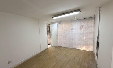 Oficina en venta en Congreso-  APTO CREDITO, APTO VARIOS RUBROS.