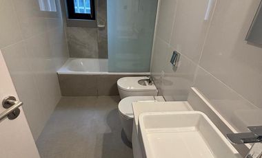 Excelente departamento 2 ambientes a estrenar. Cochera. Piscina, SUM.
