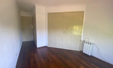 ALQUILER - Departamento UN dormitorio - Frente con Balcón - Nueva Córdoba