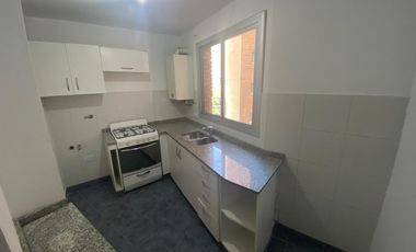 ALQUILER - Departamento UN dormitorio - Frente con Balcón - Nueva Córdoba
