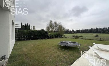 Casa en venta en El Golf, Nordelta