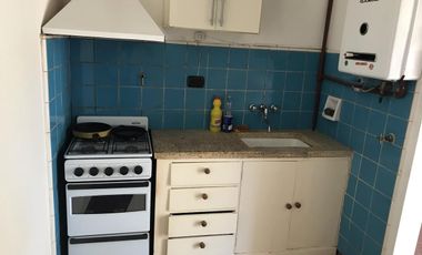 PH  (medio) 2 amb sin expensas mts plaza martinez