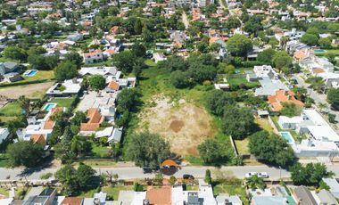 EXCELENTE FRACCIÓN - APTA VIVIENDA AGRUPADA Y COLECTIVA - 4377 m2