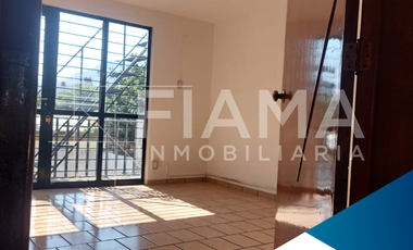 CASA RENTA USO EXCLUSIVO COMERCIAL, COL. CENTRO, TEPIC, NAY. (F)