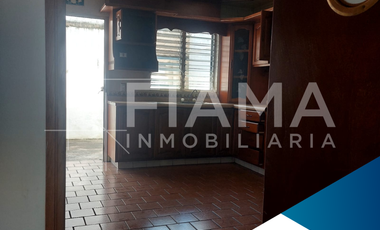 CASA RENTA USO EXCLUSIVO COMERCIAL, COL. CENTRO, TEPIC, NAY. (F)
