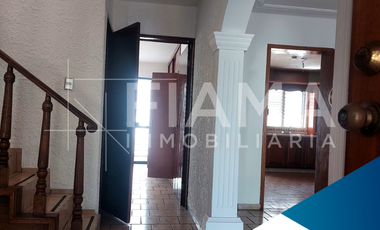 CASA RENTA USO EXCLUSIVO COMERCIAL, COL. CENTRO, TEPIC, NAY. (F)