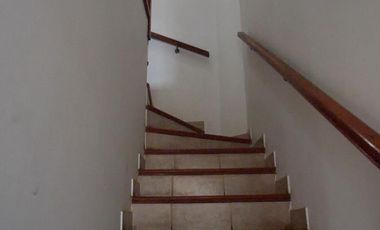 EXCELENTE DUPLEX CON COCHERA EN BANFIELD ESTE