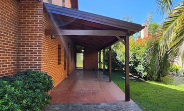 Alquiler Casa en El Rocio Amoblada