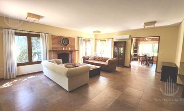 Alquiler Casa en El Rocio Amoblada